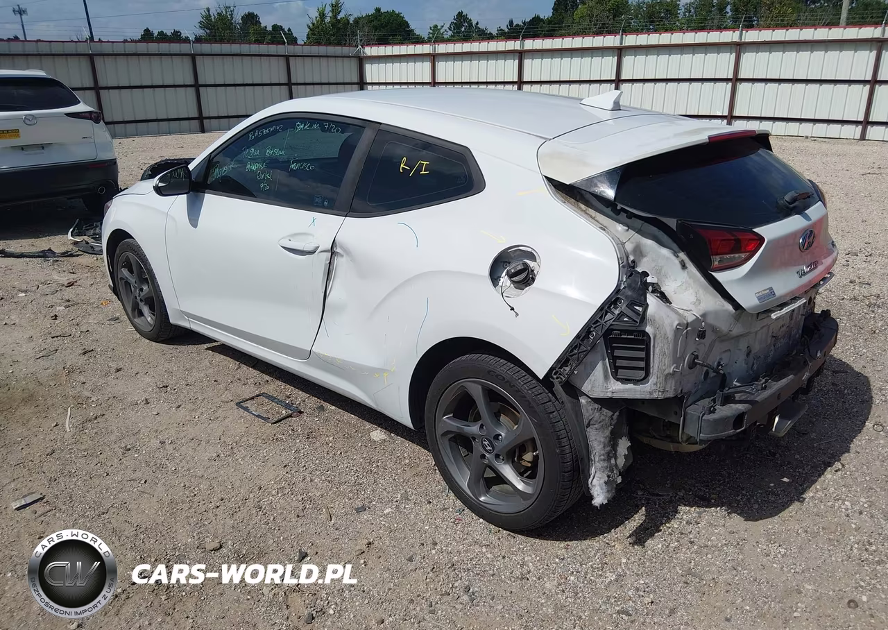 2020 Hyundai Veloster 2.0 VIN:KMHTG6AF0LU026556 - 3