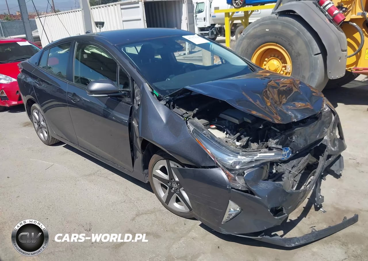 2016 Toyota Prius Three Touring