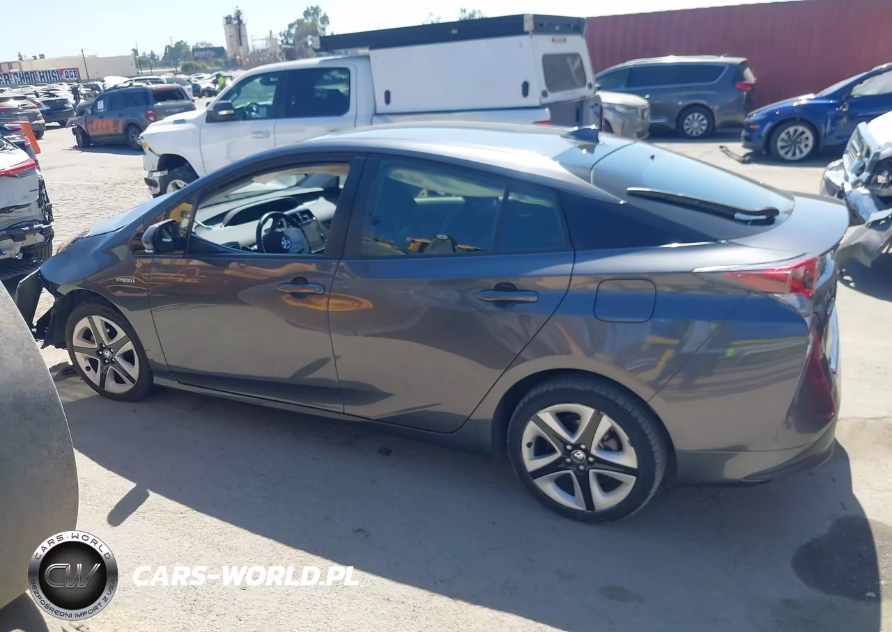 2016 Toyota Prius Three Touring VIN:JTDKARFU5G3006390 - 14