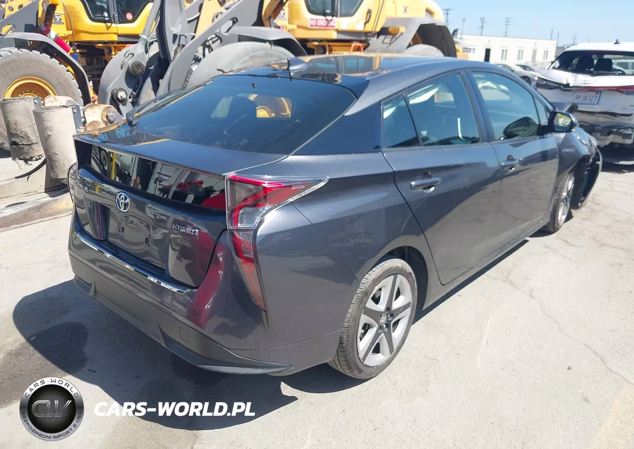 2016 Toyota Prius Three Touring VIN:JTDKARFU5G3006390 - 4