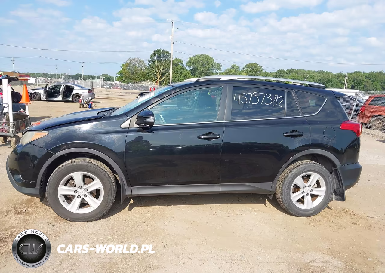 2014 Toyota Rav4 Xle VIN:2T3RFREVXEW198104 - 15