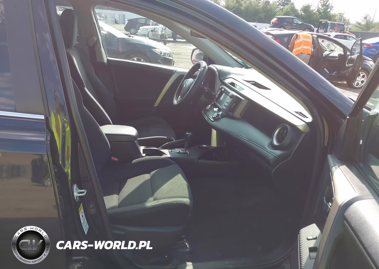 2014 Toyota Rav4 Xle VIN:2T3RFREVXEW198104 - 5