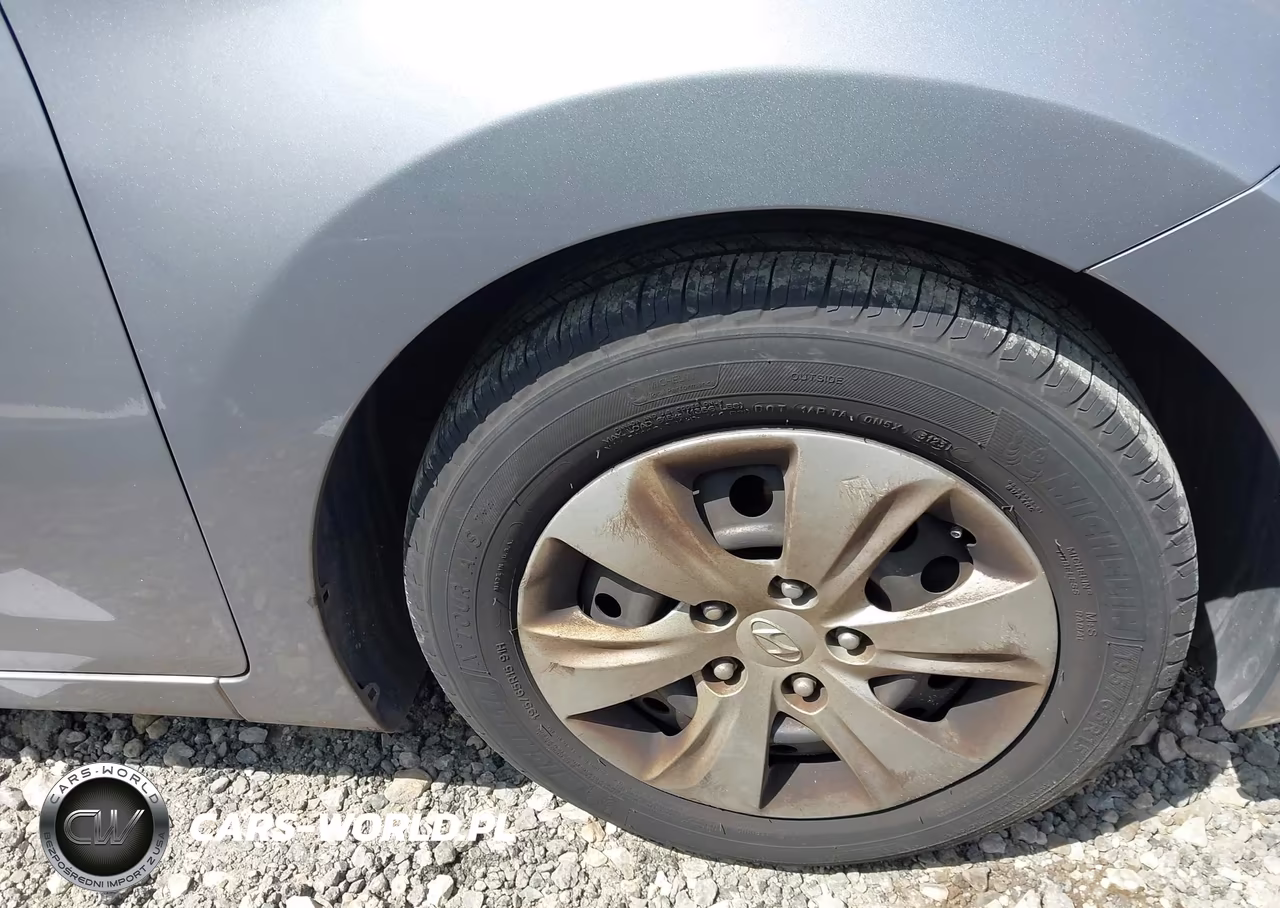 2016 Hyundai Elantra Se VIN:5NPDH4AE3GH664141 - 6