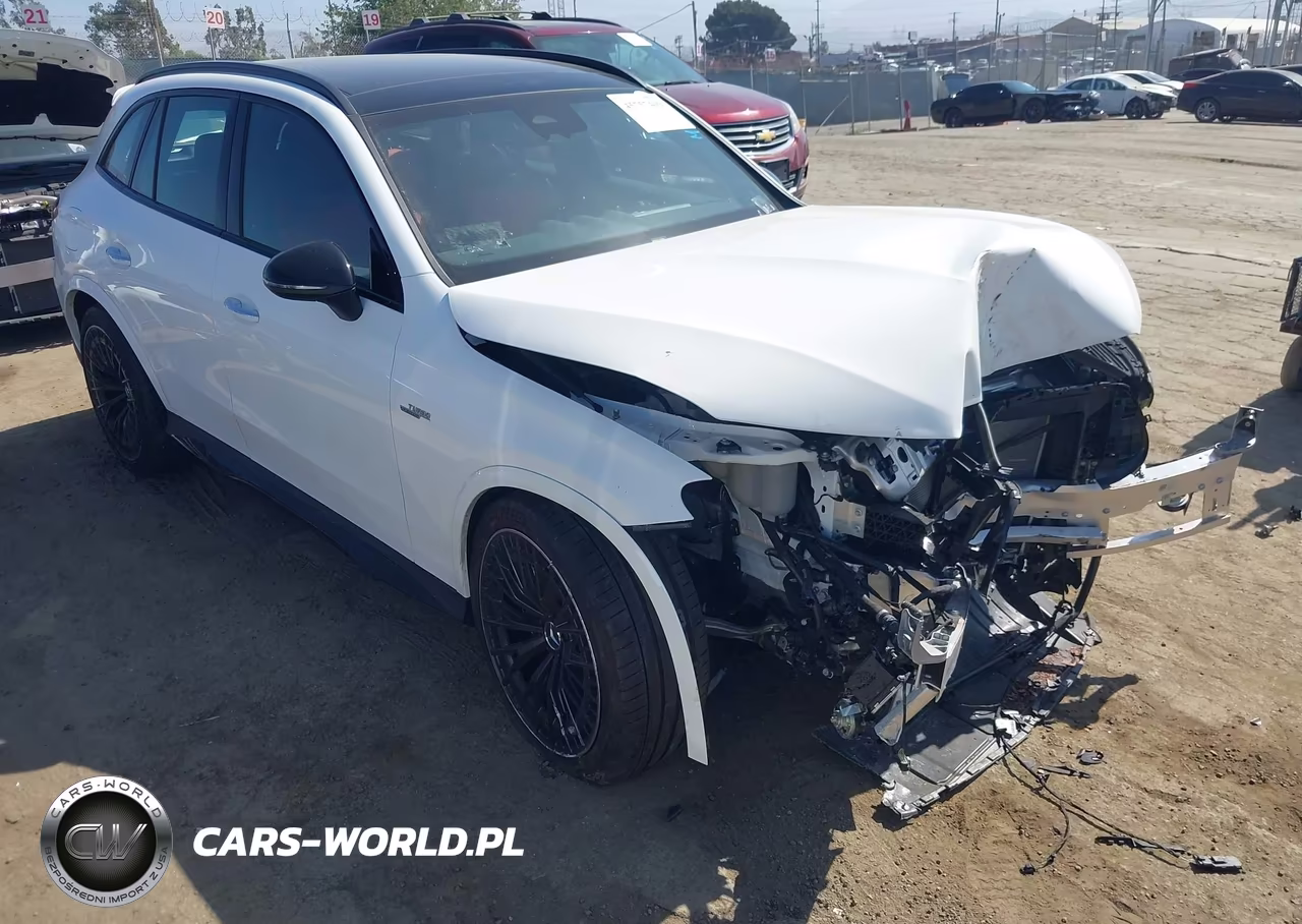2026 Mercedes-Benz Amg Glc 43 4Matic – zdjęcie 1 z 17