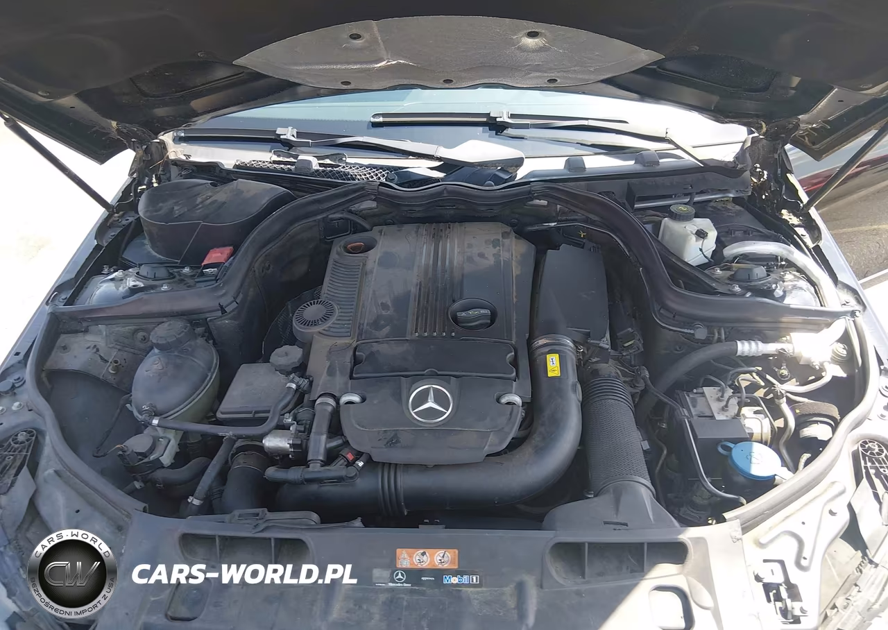 2012 Mercedes-Benz C 250 Sport VIN:WDDGF4HBXCA630185 - 10