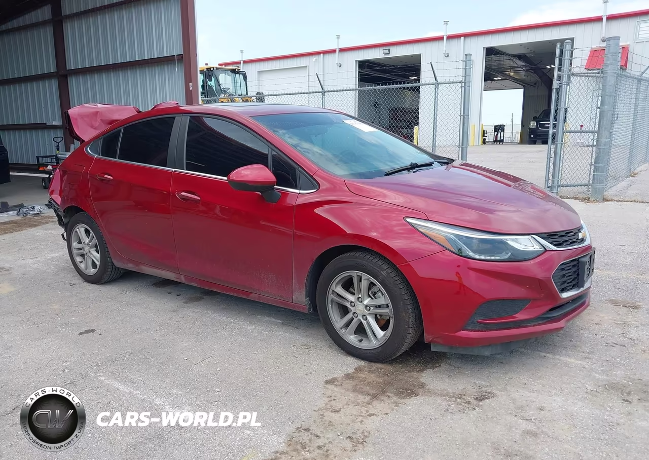 2018 Chevrolet Cruze Lt Auto – zdjęcie 1 z 16