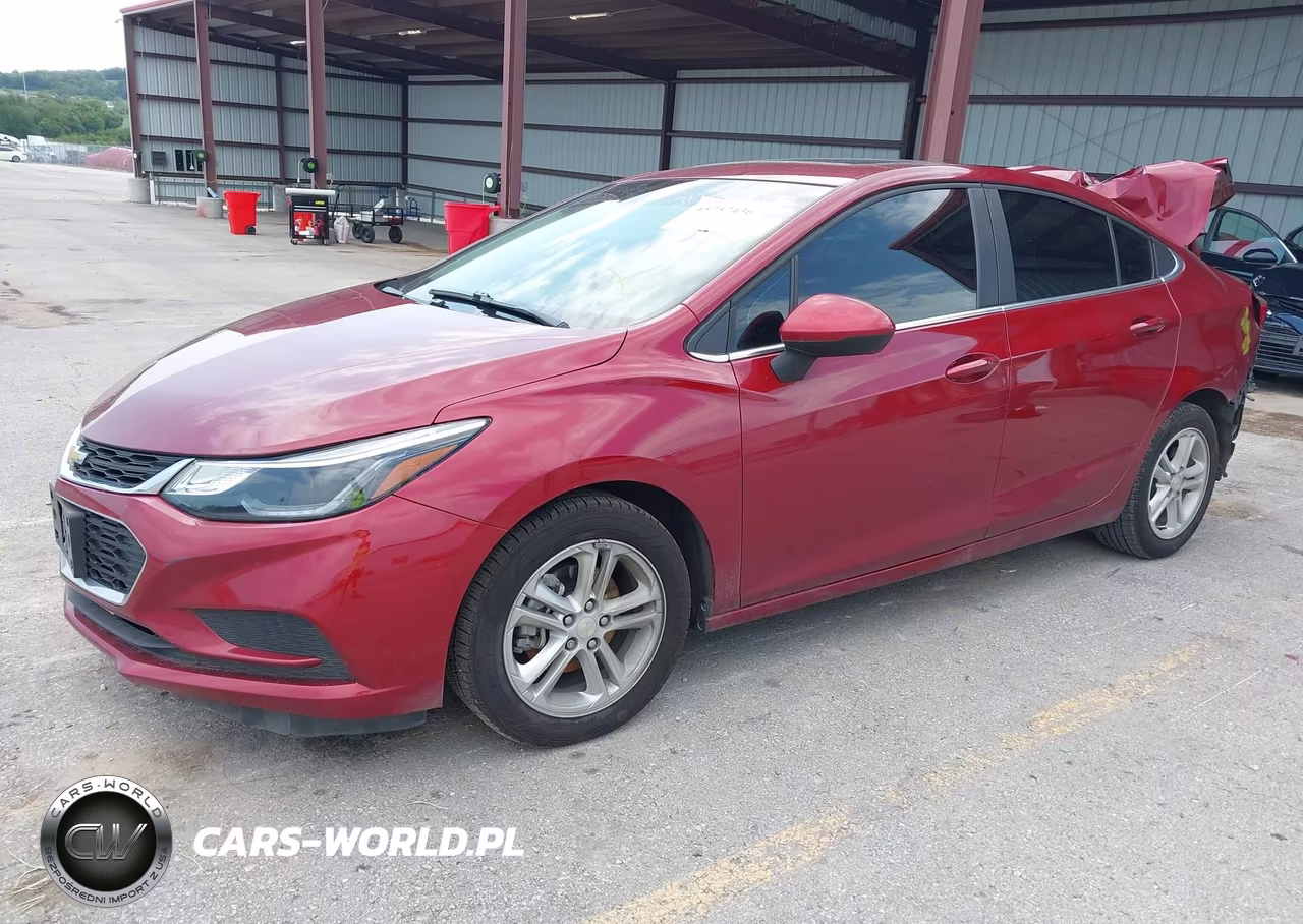 2018 Chevrolet Cruze Lt Auto VIN:1G1BE5SM9J7140833 - 2