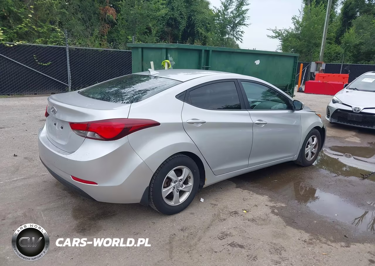 2015 Hyundai Elantra Se VIN:5NPDH4AE6FH604112 - 4