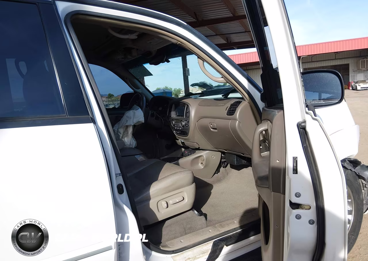2005 Toyota Sequoia Limited V8 VIN:5TDBT48AX5S257742 - 5