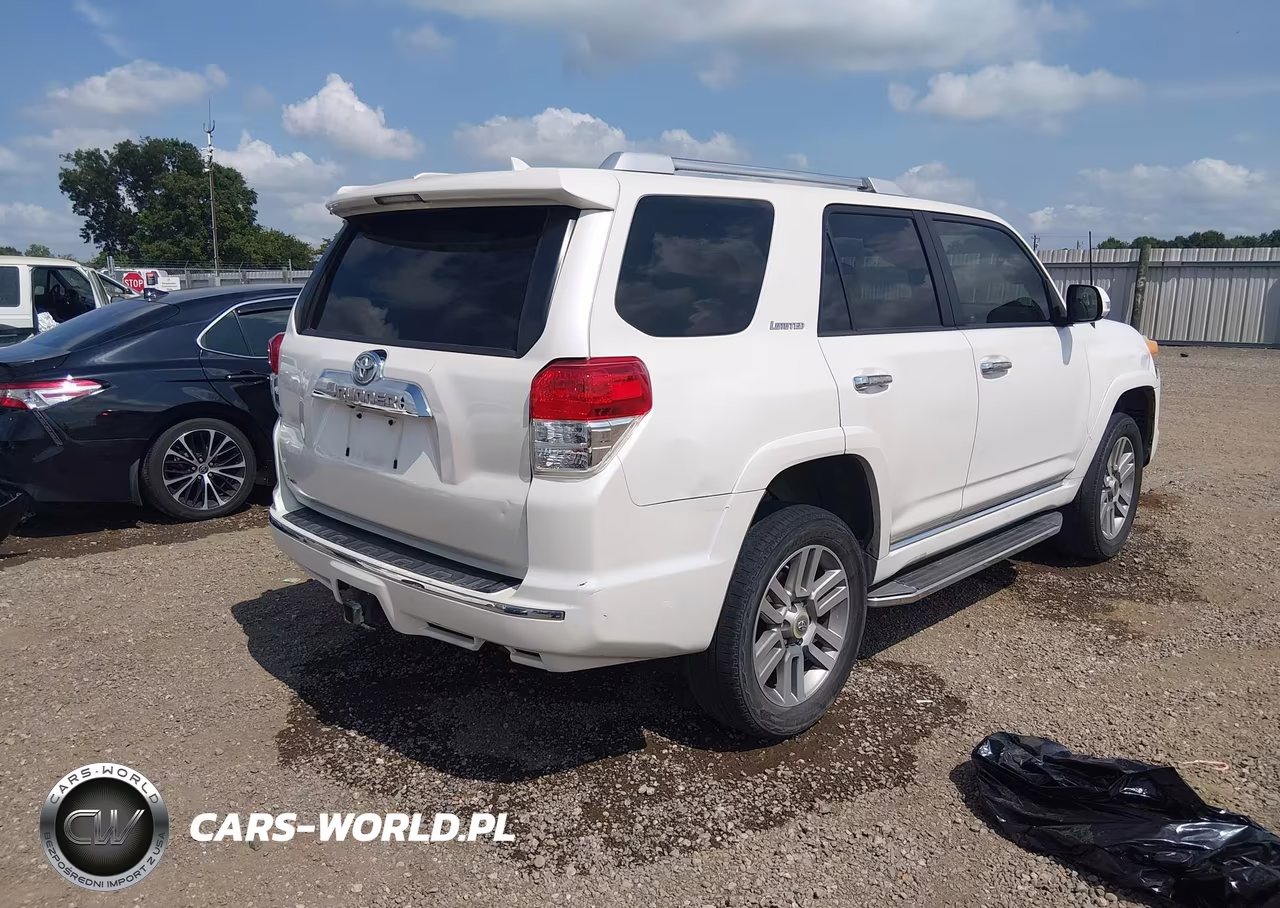 2013 Toyota 4Runner Limited VIN:JTEZU5JR2D5054944 - 4