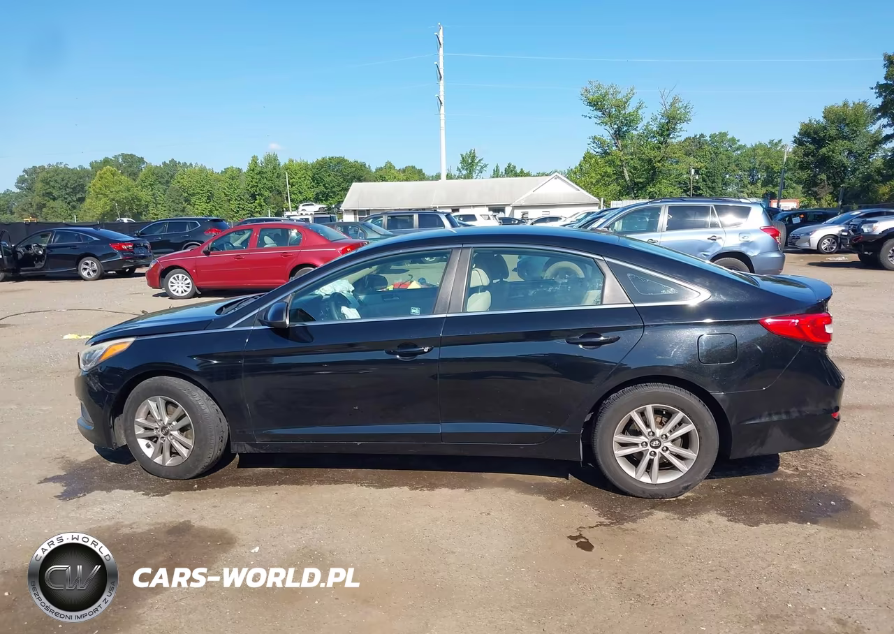 2016 Hyundai Sonata Se VIN:5NPE24AF2GH260682 - 14