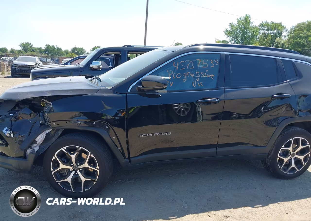 2025 Jeep Compass Limited 4X4 VIN:3C4NJDCN6ST586114 - 14