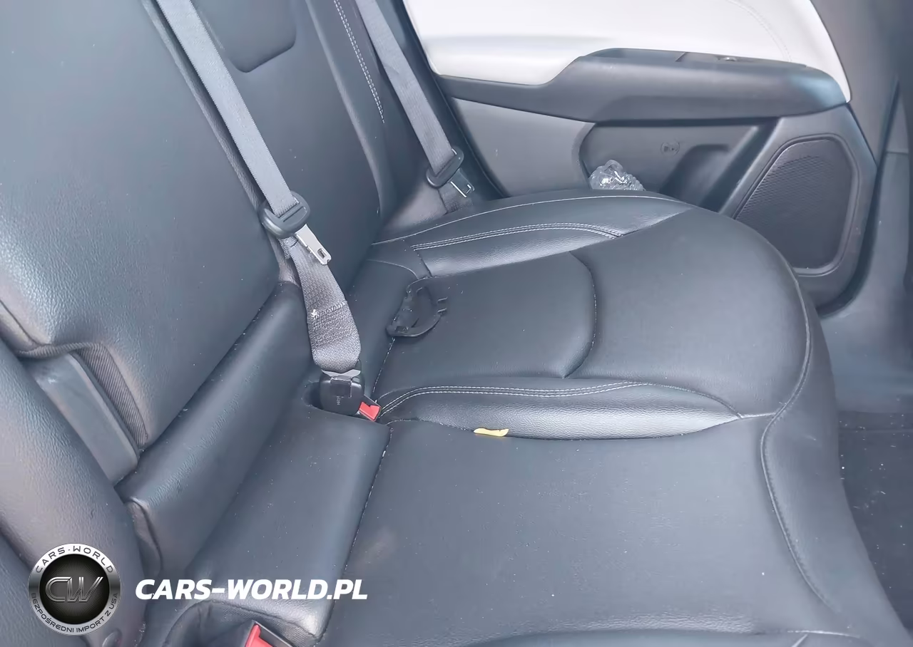 2025 Jeep Compass Limited 4X4 VIN:3C4NJDCN6ST586114 - 8