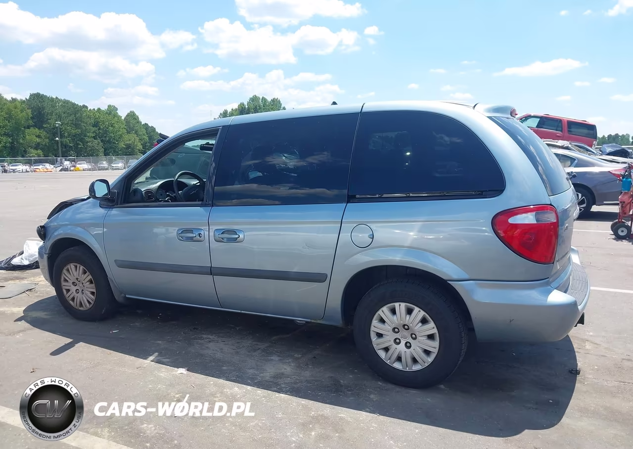 2006 Chrysler Town & Country VIN:1A4GP45R76B747028 - 14