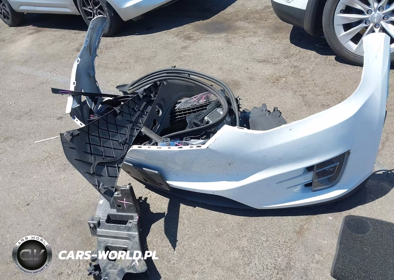 2016 Tesla Model X 60D-70D-75D-90D VIN:5YJXCAE25GF020214 - 11