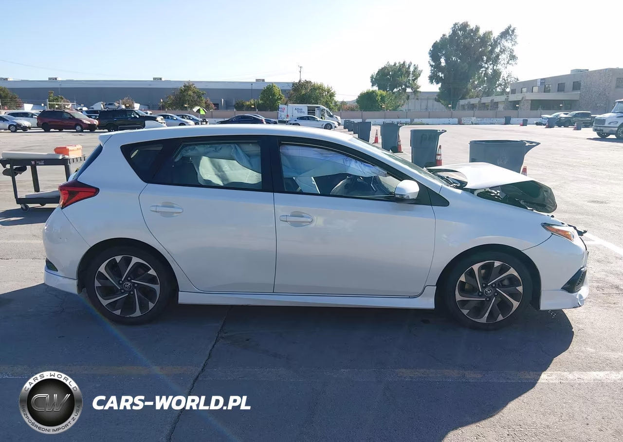 2018 Toyota Corolla Im VIN:JTNKARJE9JJ566587 - 13