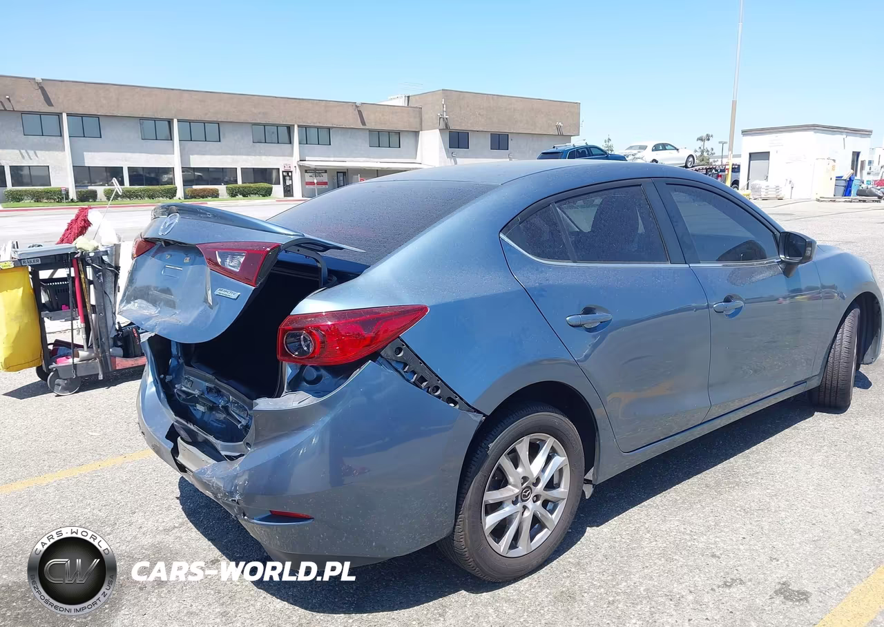 2015 Mazda Mazda3 I Touring VIN:JM1BM1V70F1269496 - 4