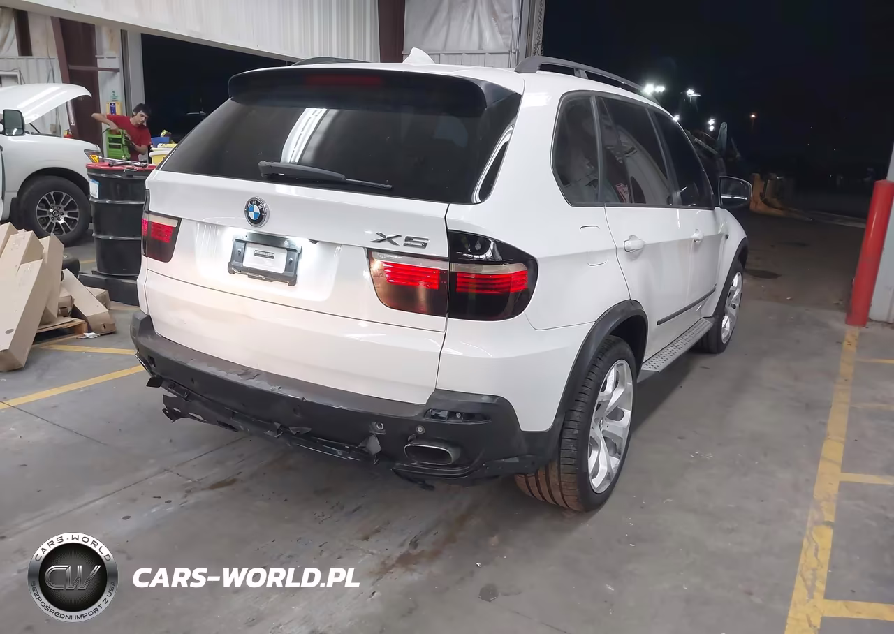 2007 BMW X5 4.8I VIN:5UXFE83517LZ38369 - 4