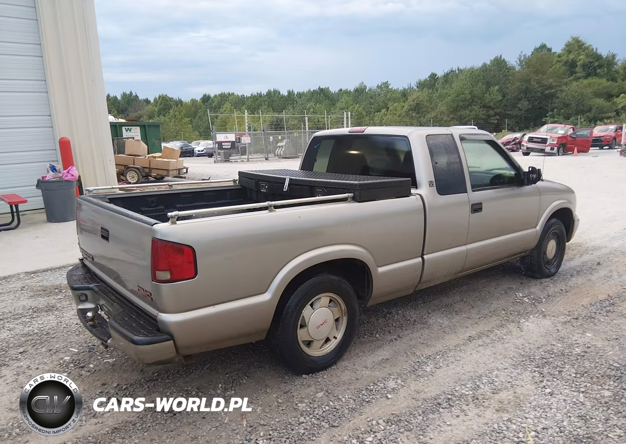 2002 GMC Sonoma Sls VIN:1GTCS19W128264904 - 4