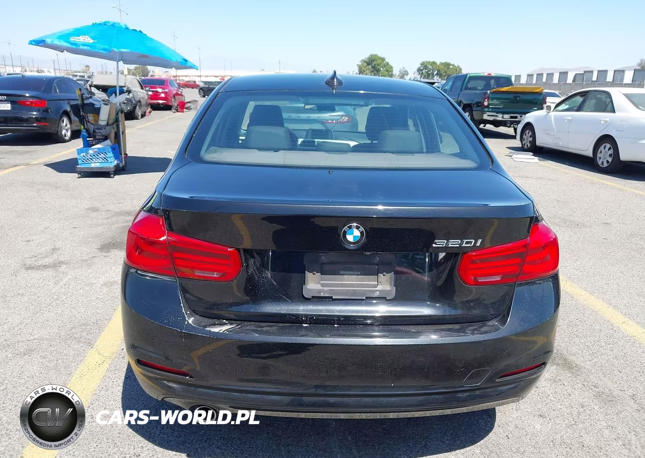 2018 BMW 320I VIN:WBA8A9C51JAH13500 - 16