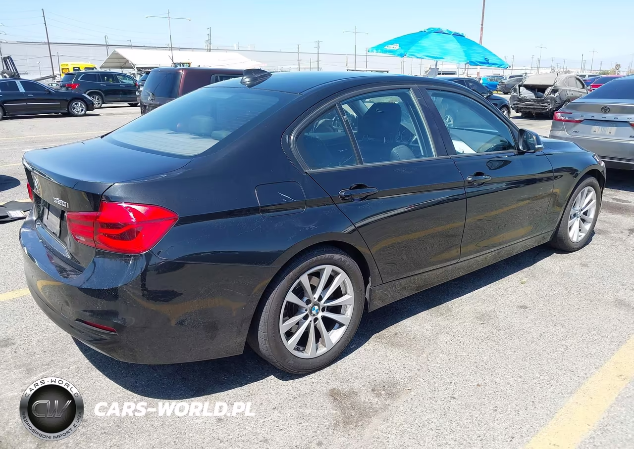 2018 BMW 320I VIN:WBA8A9C51JAH13500 - 4
