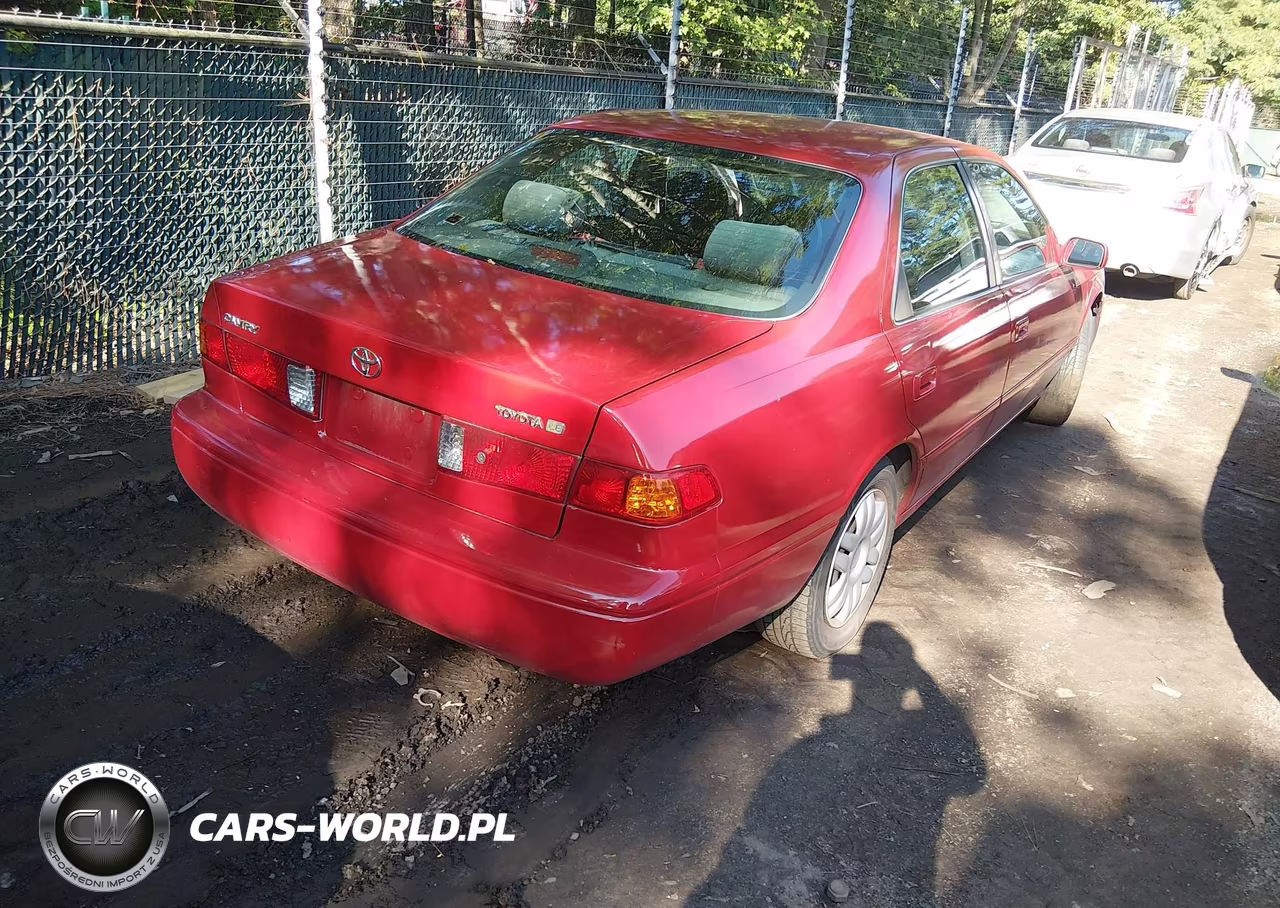 2001 Toyota Camry Le VIN:4T1BG22K31U804572 - 4