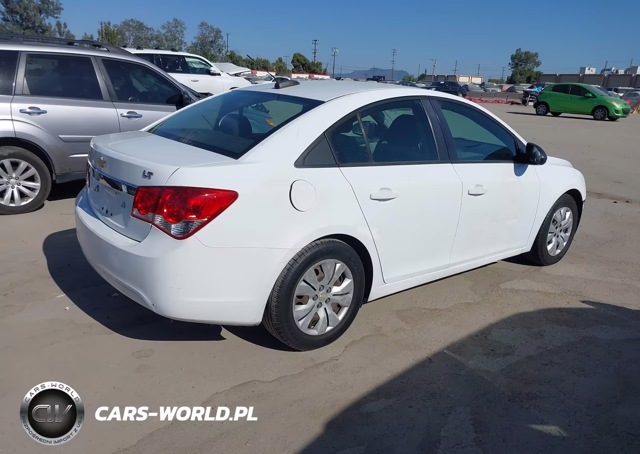 2016 Chevrolet Cruze Limited Ls Auto VIN:1G1PC5SG3G7112881 - 4