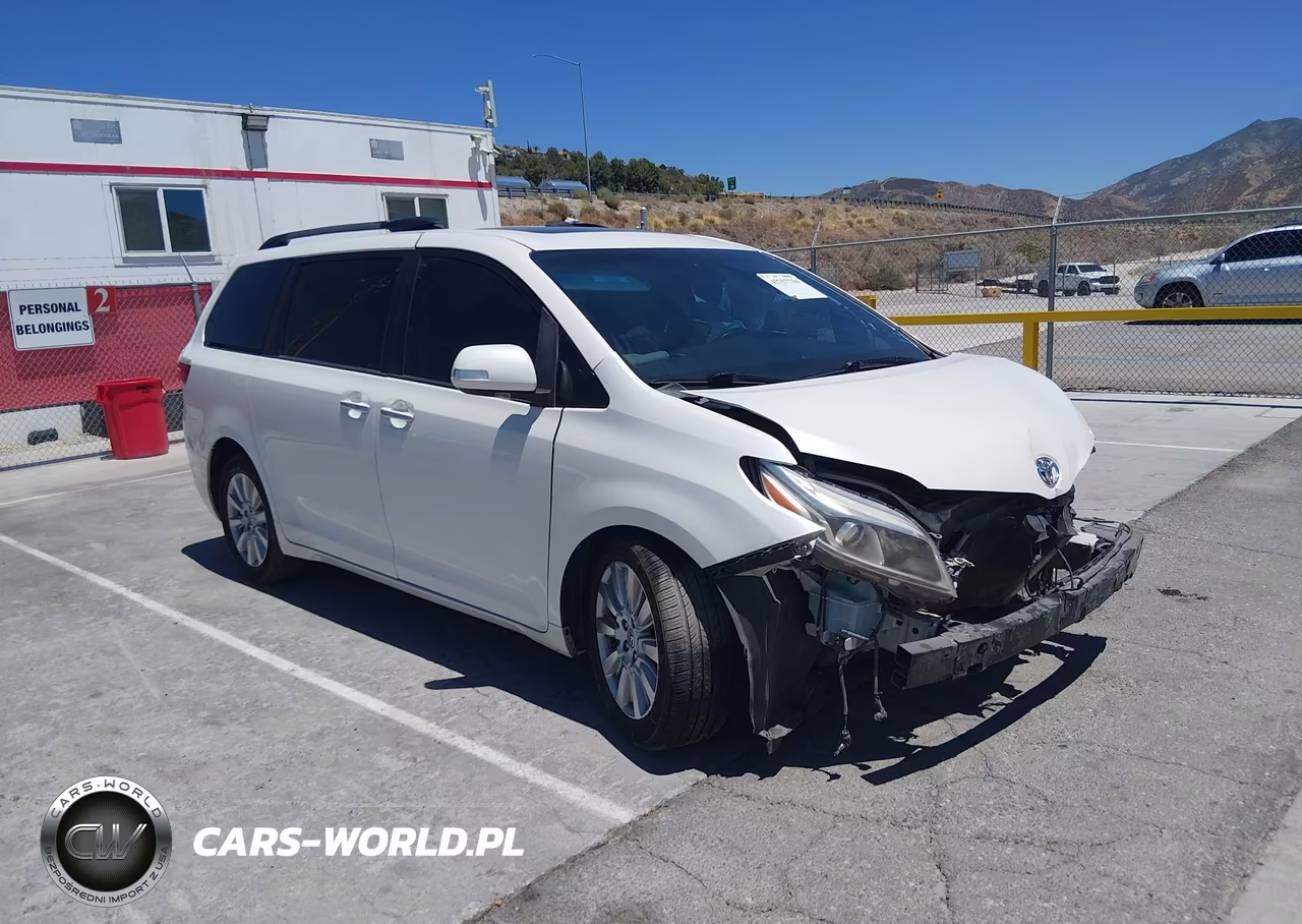 2017 Toyota Sienna Limited 7 Passenger