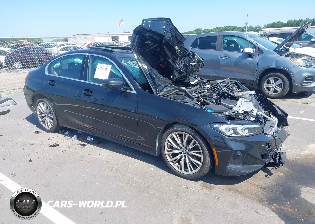2024 BMW 330I VIN:3MW69FF01R8E02068 - 1
