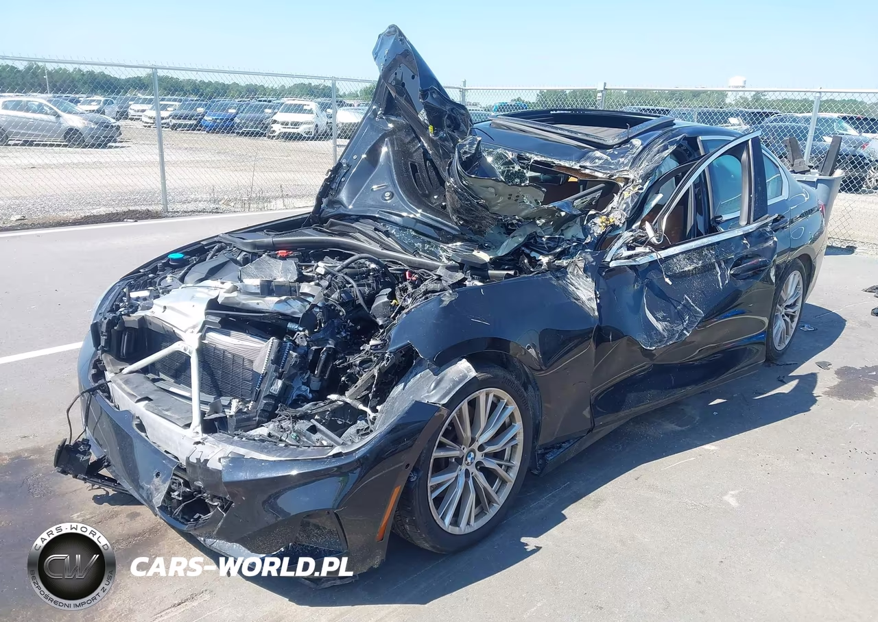 2024 BMW 330I VIN:3MW69FF01R8E02068 - 2