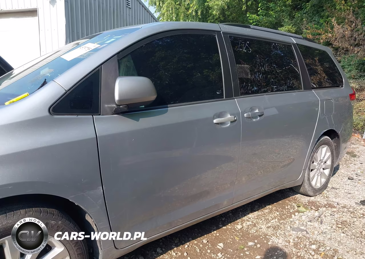 2014 Toyota Sienna Le 7 Passenger VIN:5TDJK3DC2ES089031 - 14