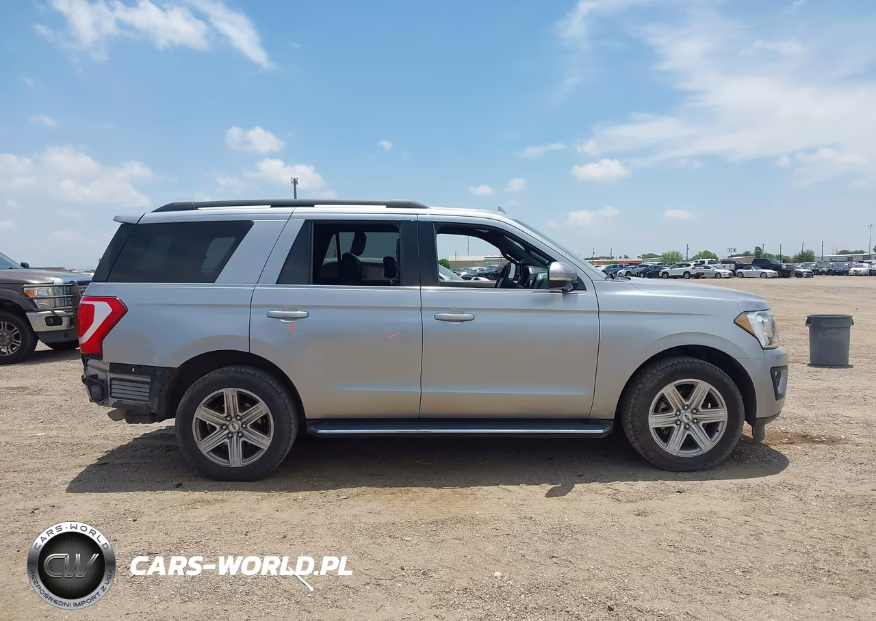 2020 Ford Expedition Xlt VIN:1FMJU1HT5LEA24049 - 14