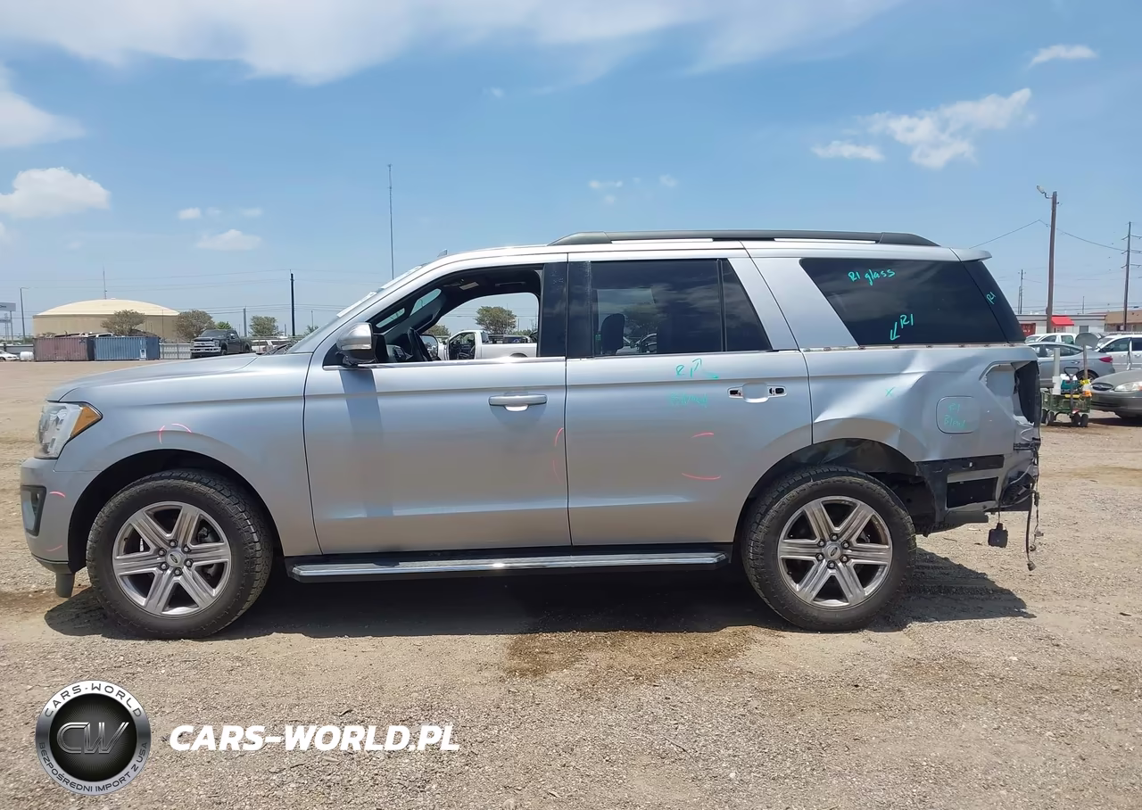 2020 Ford Expedition Xlt VIN:1FMJU1HT5LEA24049 - 15