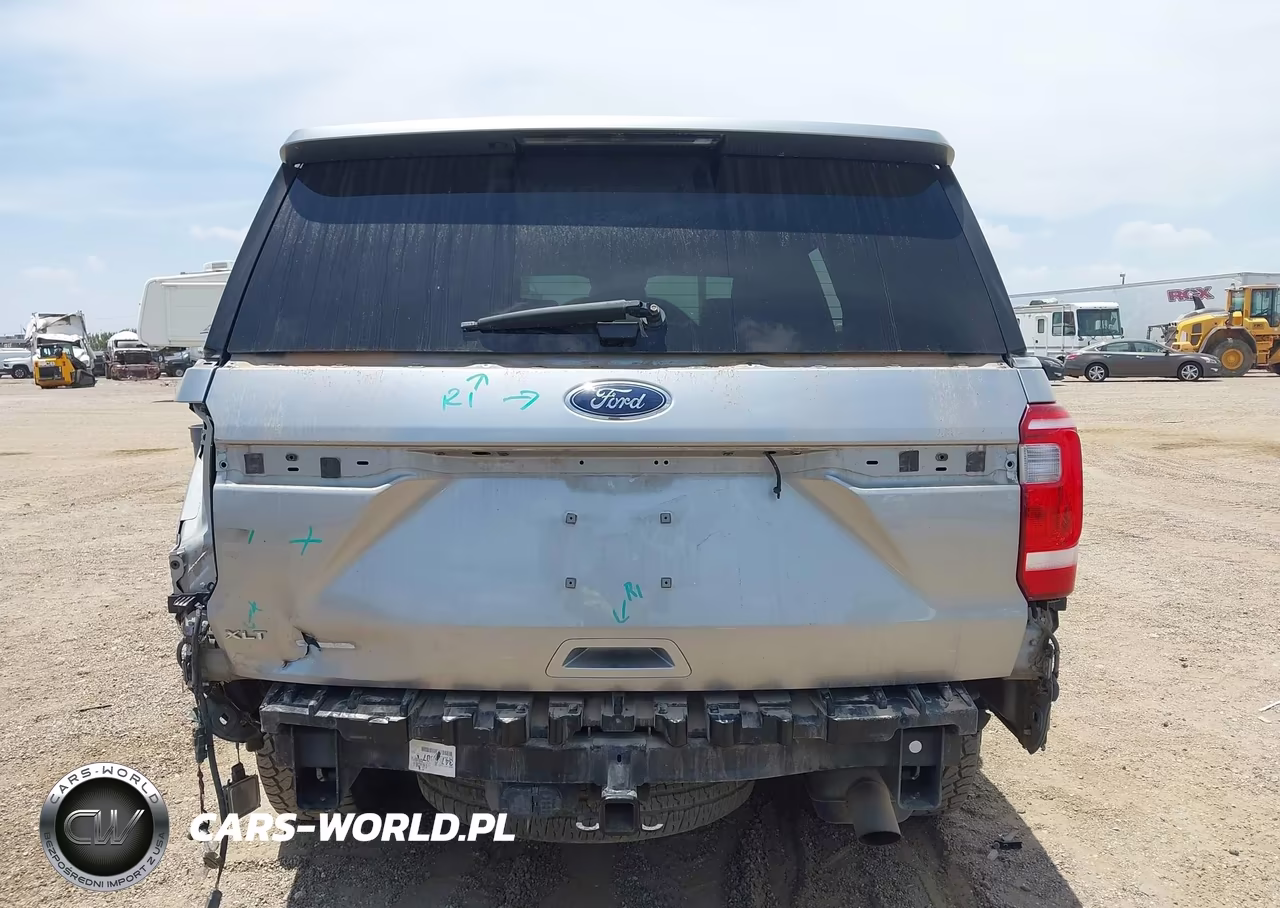 2020 Ford Expedition Xlt VIN:1FMJU1HT5LEA24049 - 17