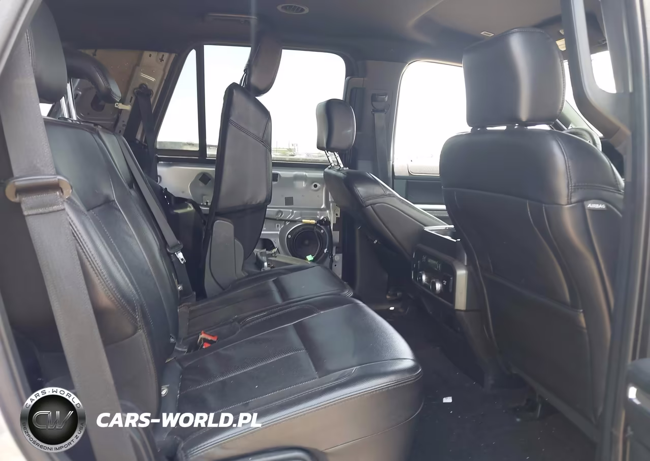2020 Ford Expedition Xlt VIN:1FMJU1HT5LEA24049 - 8