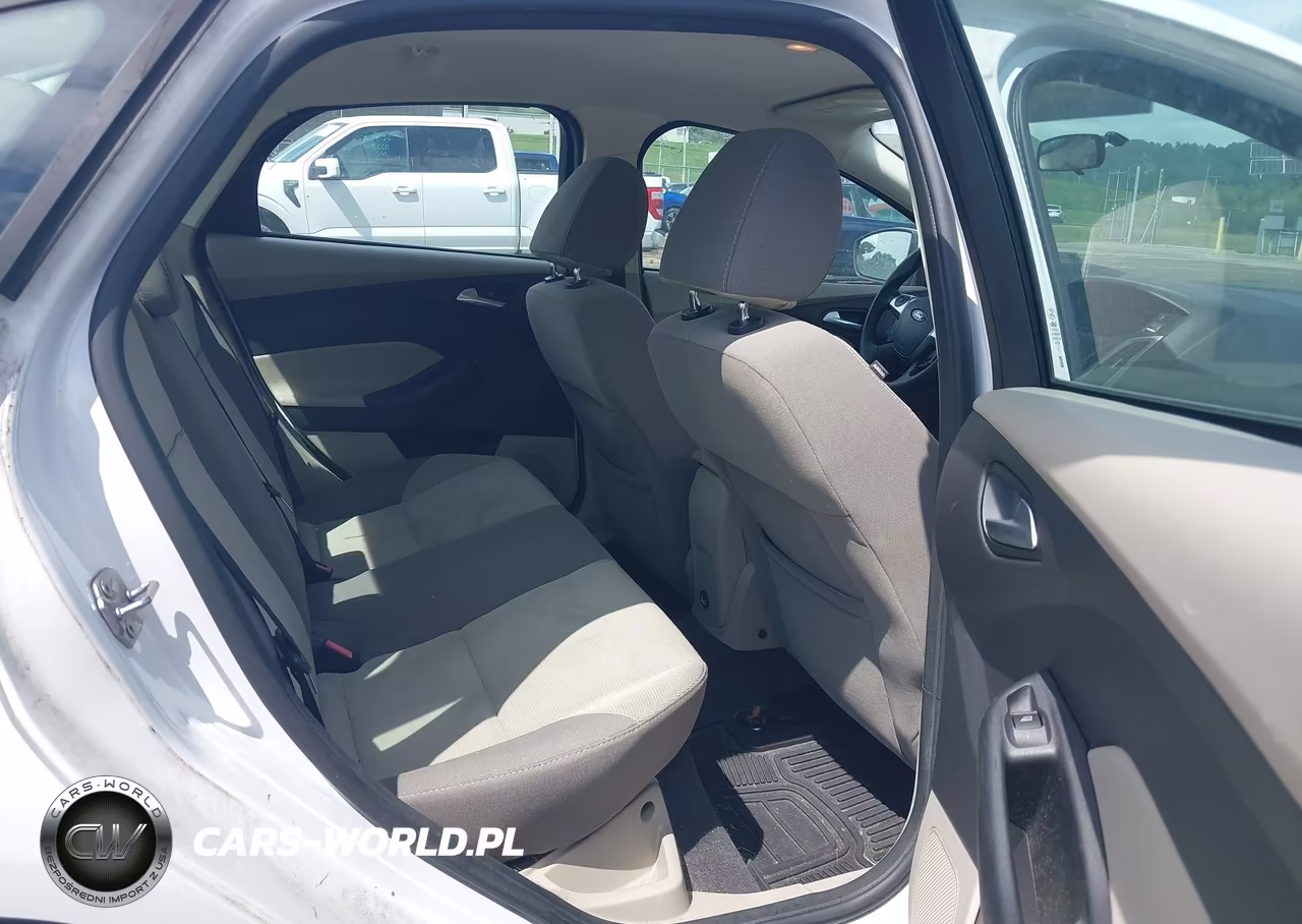 2013 Ford Focus Se VIN:1FADP3F26DL195992 - 8