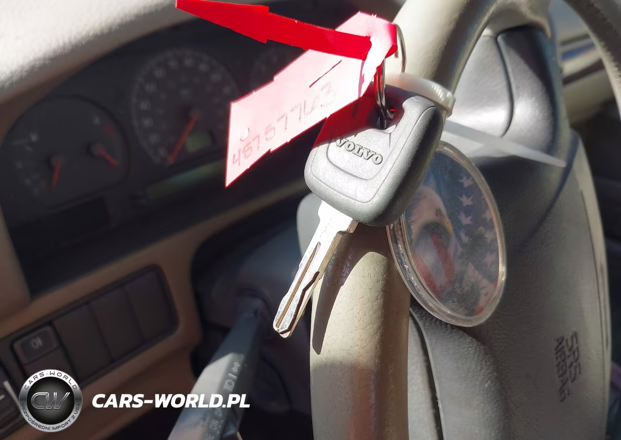 1999 Volvo V70 Glt VIN:YV1LW56D6X2628057 - 11