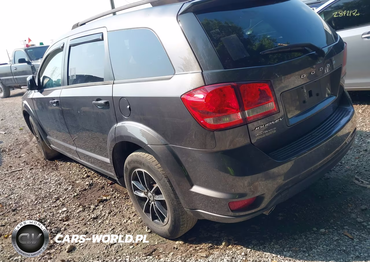 2018 Dodge Journey Sxt VIN:3C4PDCBG6JT509724 - 3