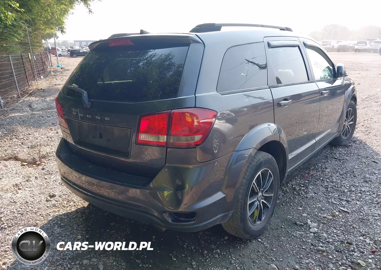 2018 Dodge Journey Sxt VIN:3C4PDCBG6JT509724 - 4