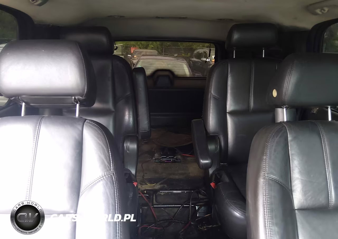 2007 Chevrolet Tahoe Ls VIN:1GNFC13J97R167367 - 19