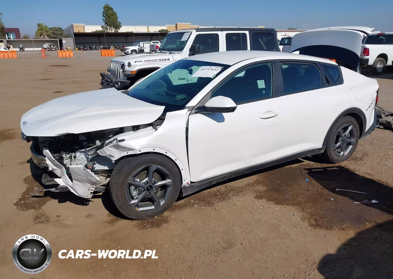 2025 Kia K4 Lxs VIN:3KPFT4DE4SE164893 - 2