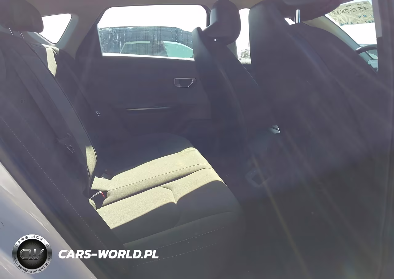 2025 Kia K4 Lxs VIN:3KPFT4DE4SE164893 - 8