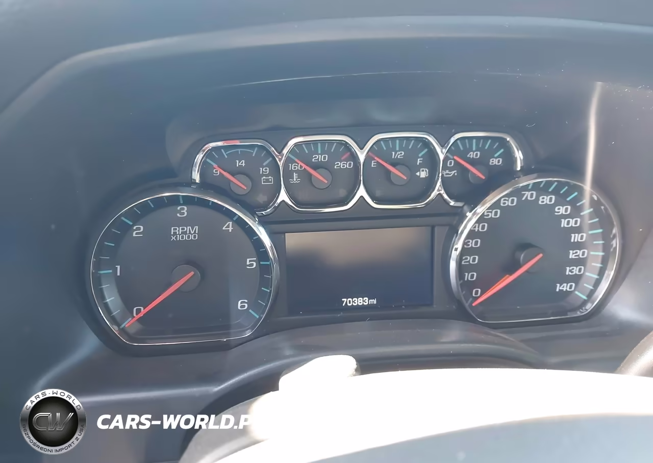 2018 Chevrolet Silverado 1500 1Lt VIN:3GCPCREC2JG240581 - 7