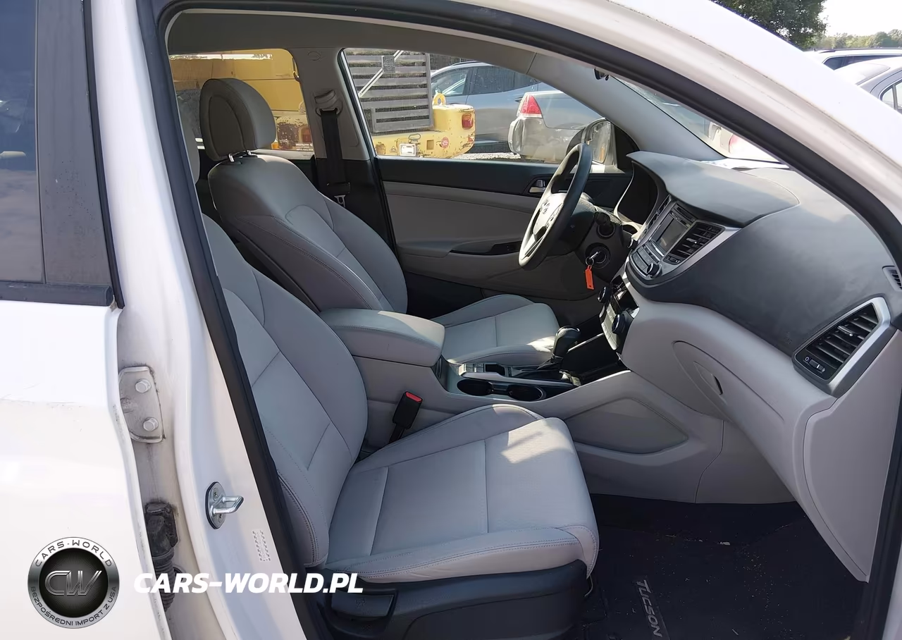 2018 Hyundai Tucson Se VIN:KM8J23A41JU659793 - 5