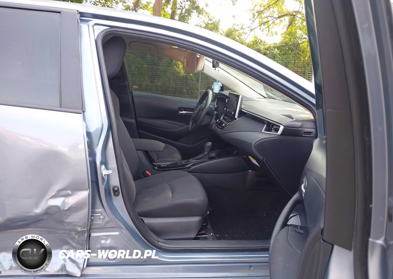 2021 Toyota Corolla Le VIN:JTDEPMAE3MJ125030 - 5