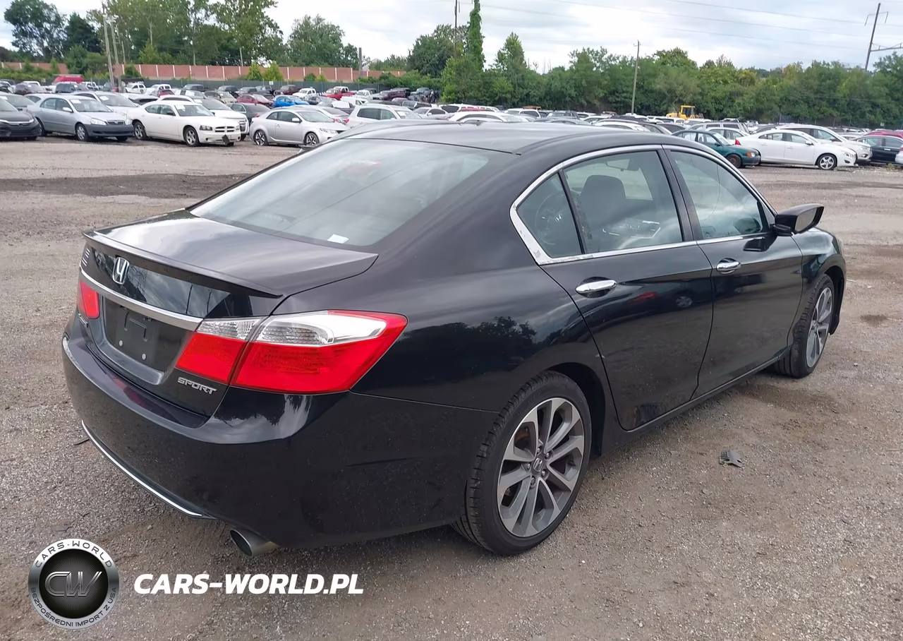 2015 Honda Accord Sport VIN:1HGCR2F53FA181813 - 4