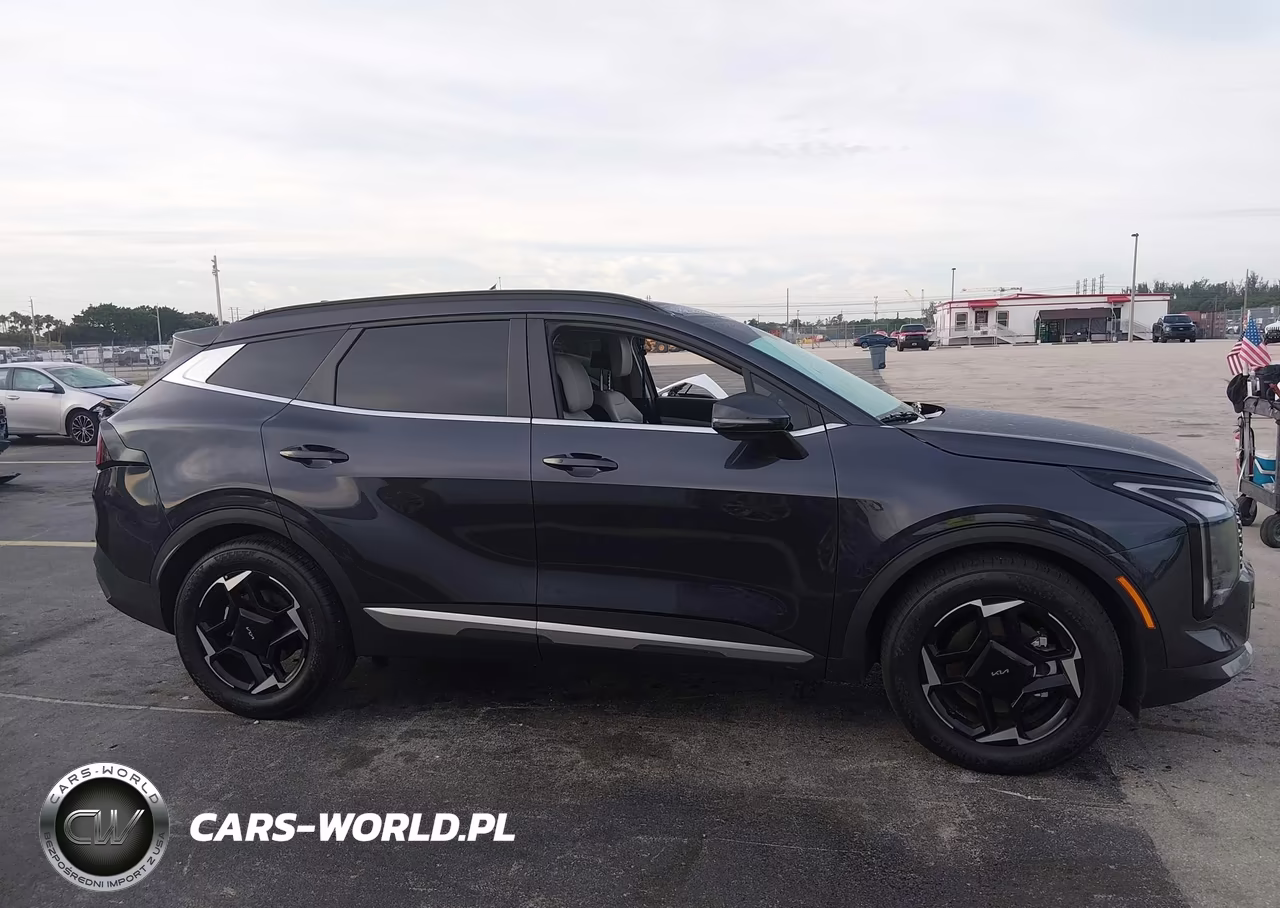 2026 Kia Sportage Ex VIN:5XYK33DF3TG402593 - 13