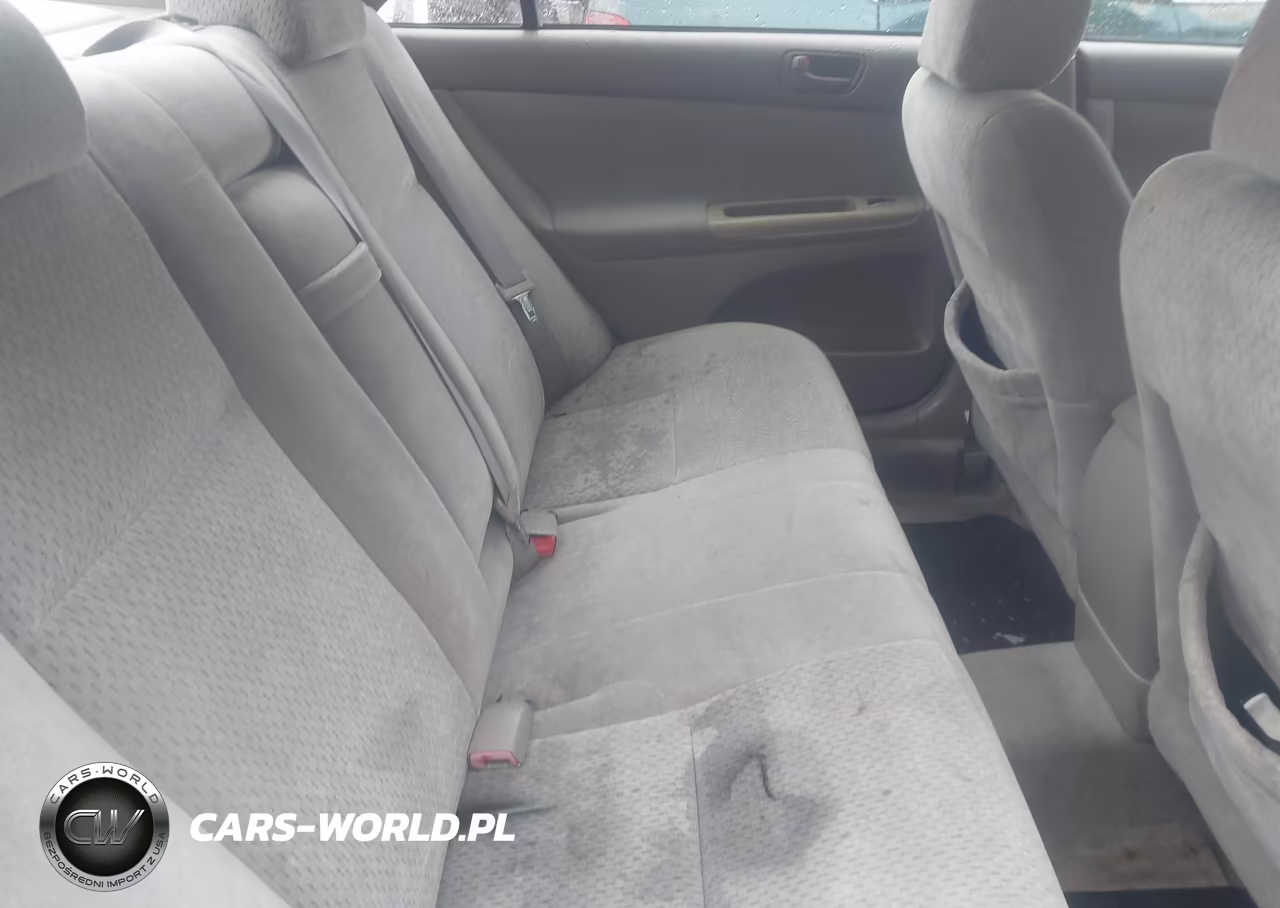 2004 Toyota Camry Le VIN:4T1BE32K34U300135 - 8