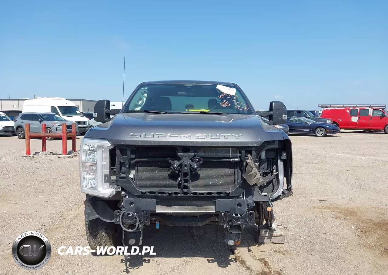 2025 Ford F-250 Xlt VIN:1FT7W2BT8SEC94673 - 13