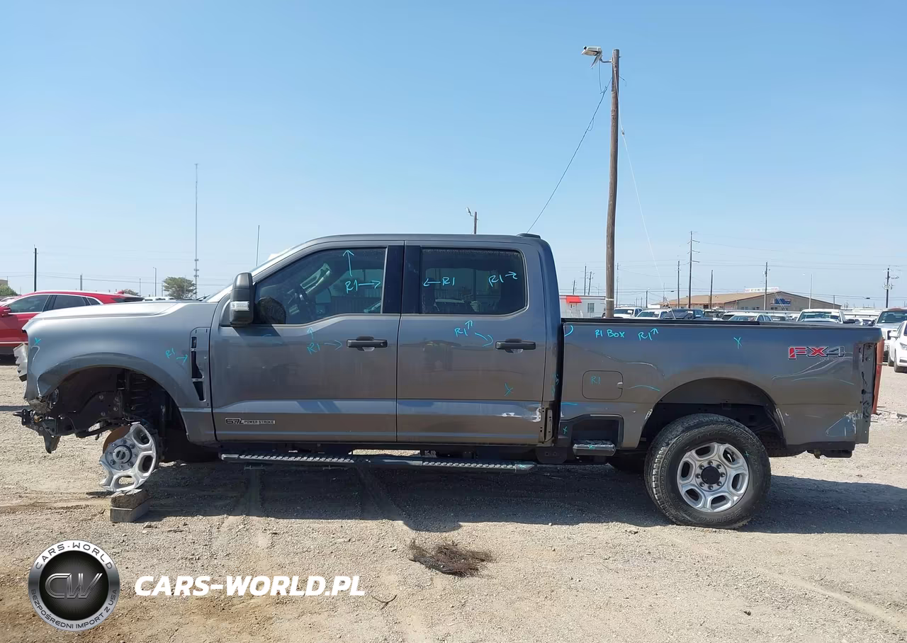 2025 Ford F-250 Xlt VIN:1FT7W2BT8SEC94673 - 15
